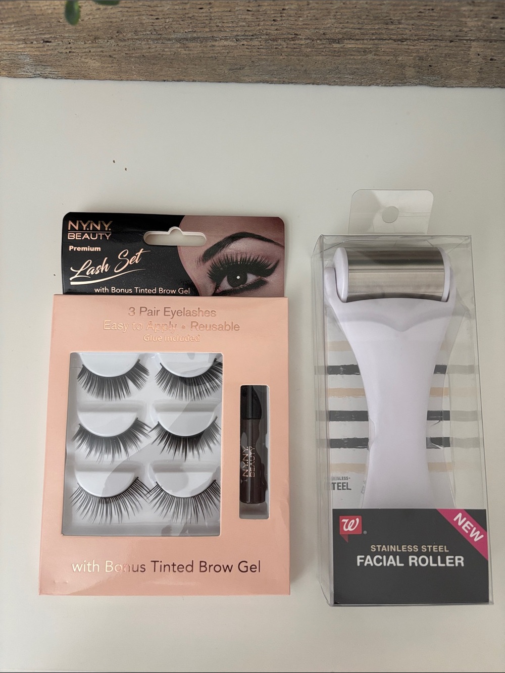 New Lash Set and stainless steel facial roller